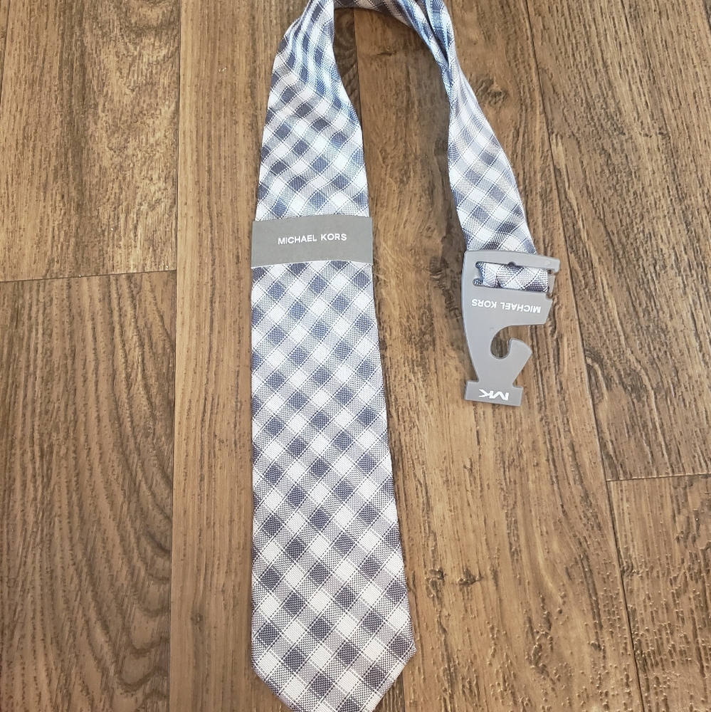 Michael Kors Neck Tie